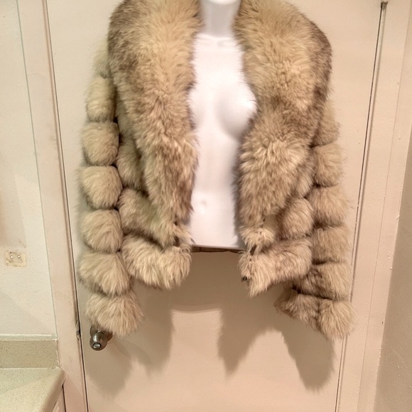 Fox coat: maxi, midi, 3/4 and bomber: - Picture 3 of 16